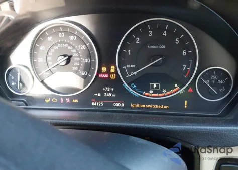 2018 BMW 320I xDrive z USA, uszkodzony, nr VIN WBA8E5G50JNV02432